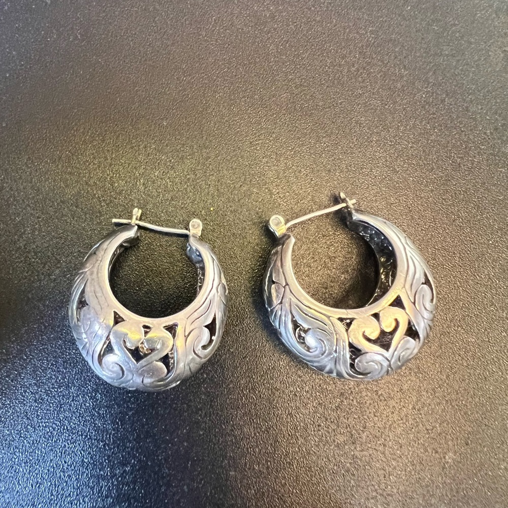 JEZLAINE 925 Sterling Silver Earrings Vintage Scrollwork Ornate Filigree Hoops